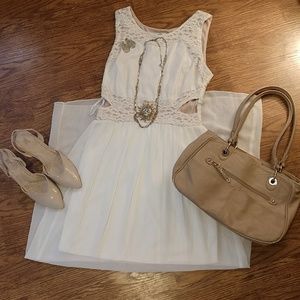 Size large white sweet storm maxi dress